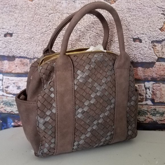 Deux Lux Delaney Mini Duffel Bag w/Duster Bag - Picture 3 of 8